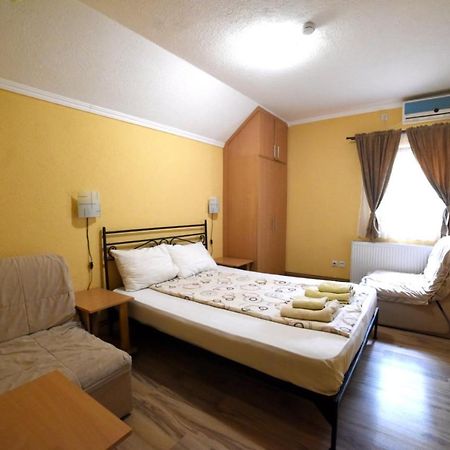 Etno Kuca Sa Konacistem Gocko Hotel Vrnjačka Banja Kültér fotó