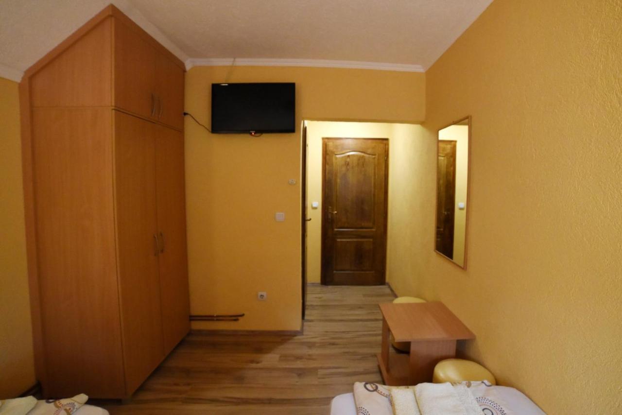 Etno Kuca Sa Konacistem Gocko Hotel Vrnjačka Banja Kültér fotó