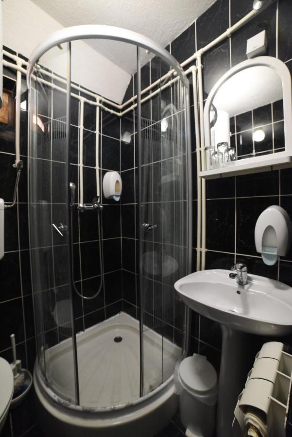Etno Kuca Sa Konacistem Gocko Hotel Vrnjačka Banja Kültér fotó
