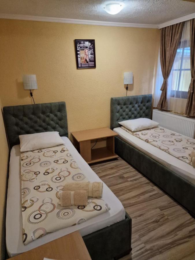 Etno Kuca Sa Konacistem Gocko Hotel Vrnjačka Banja Kültér fotó