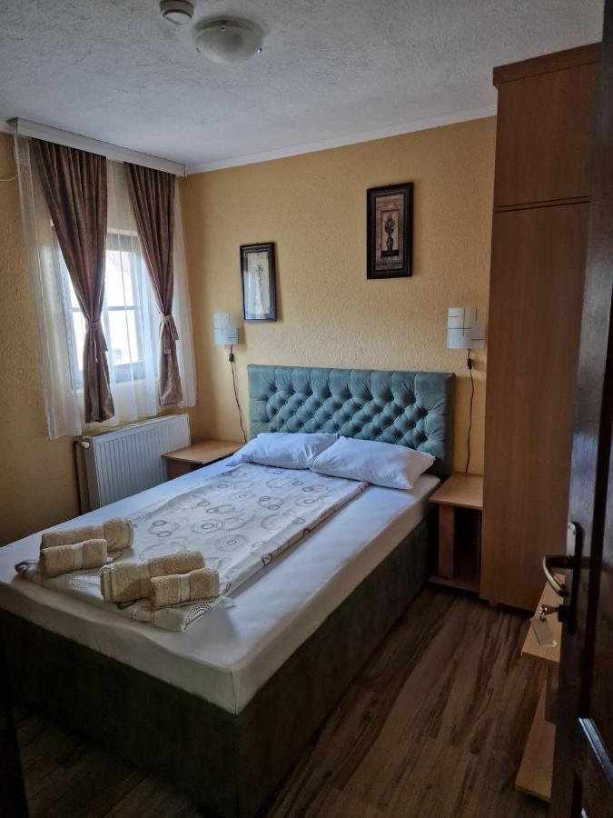 Etno Kuca Sa Konacistem Gocko Hotel Vrnjačka Banja Kültér fotó